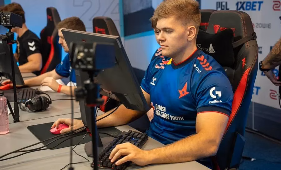 astralis-bench-blamef-sign-ruggah-after-pgl-copenhagen-major-heartbreak-image-0