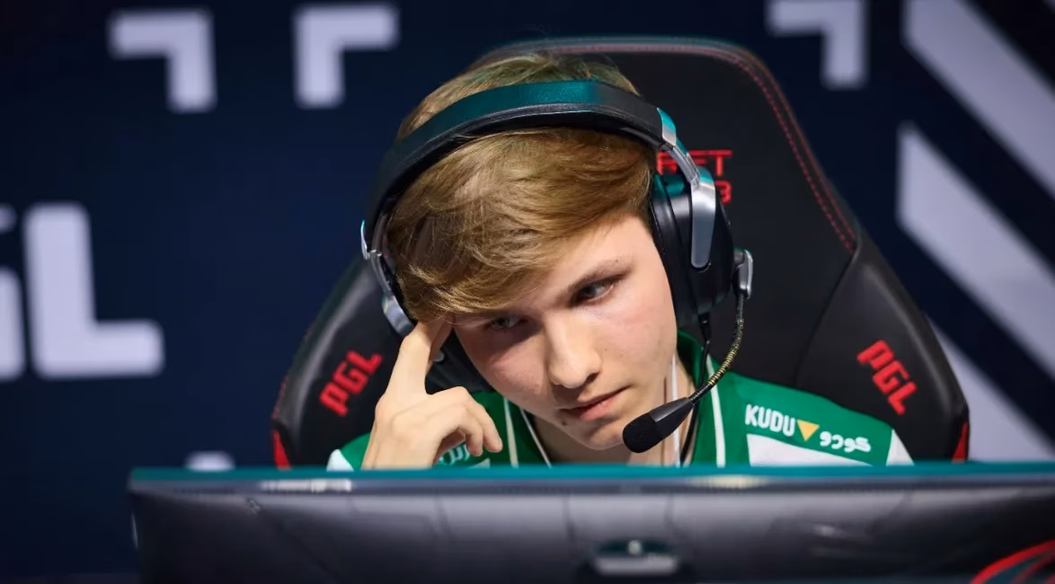 m0nesy-breaks-silence-after-falcons-fall-0-3-to-spirit-at-pgl-astana-2026-image-0